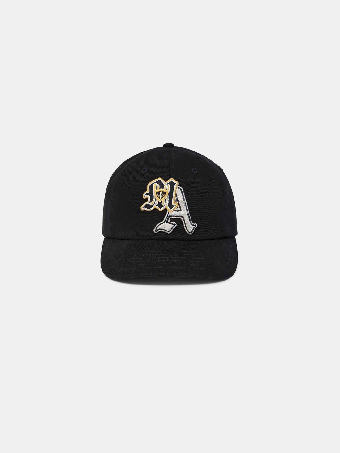 GORRO CON PATCH DE VARSITY – Negro GORRO CON PATCH DE VARSITY - Negro