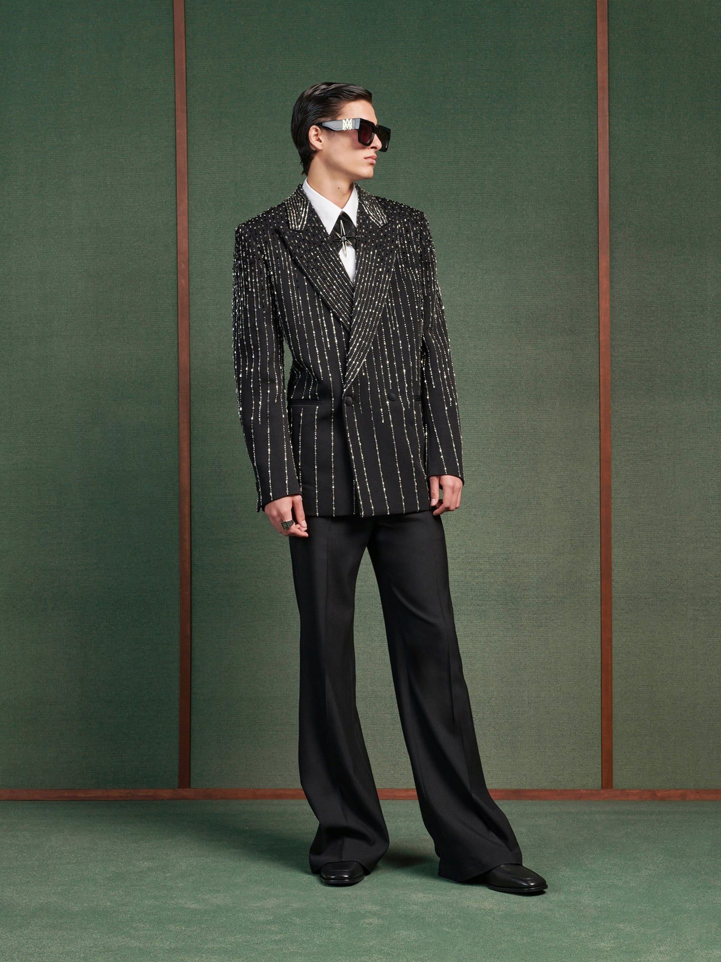 CHAQUETA DOBLE BOTÓN CON PUNTOS DE CRISTAL - NEGRO