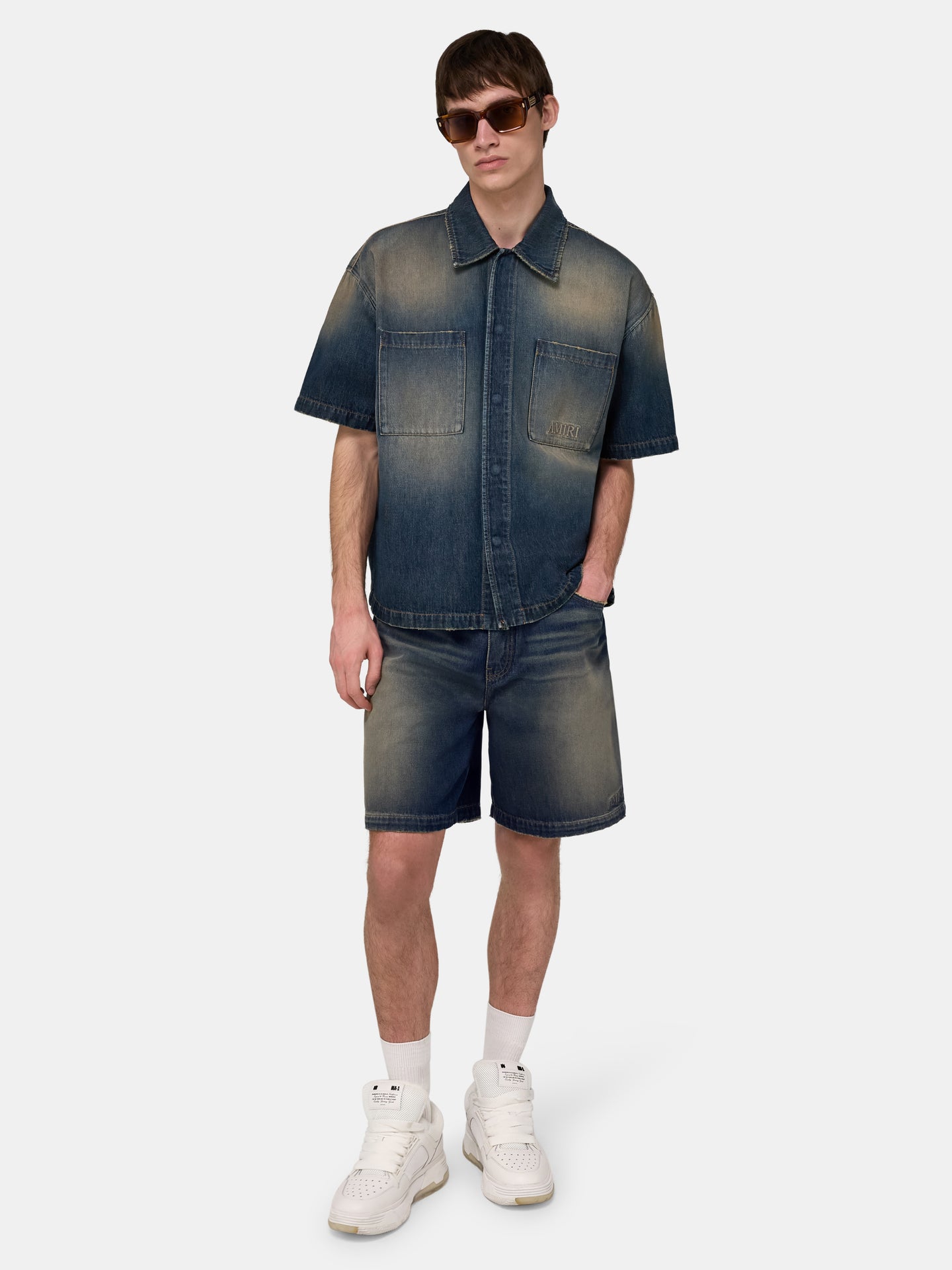 PANTALÓN CORTO DE DENIM CON CORDÓN - Arenoso