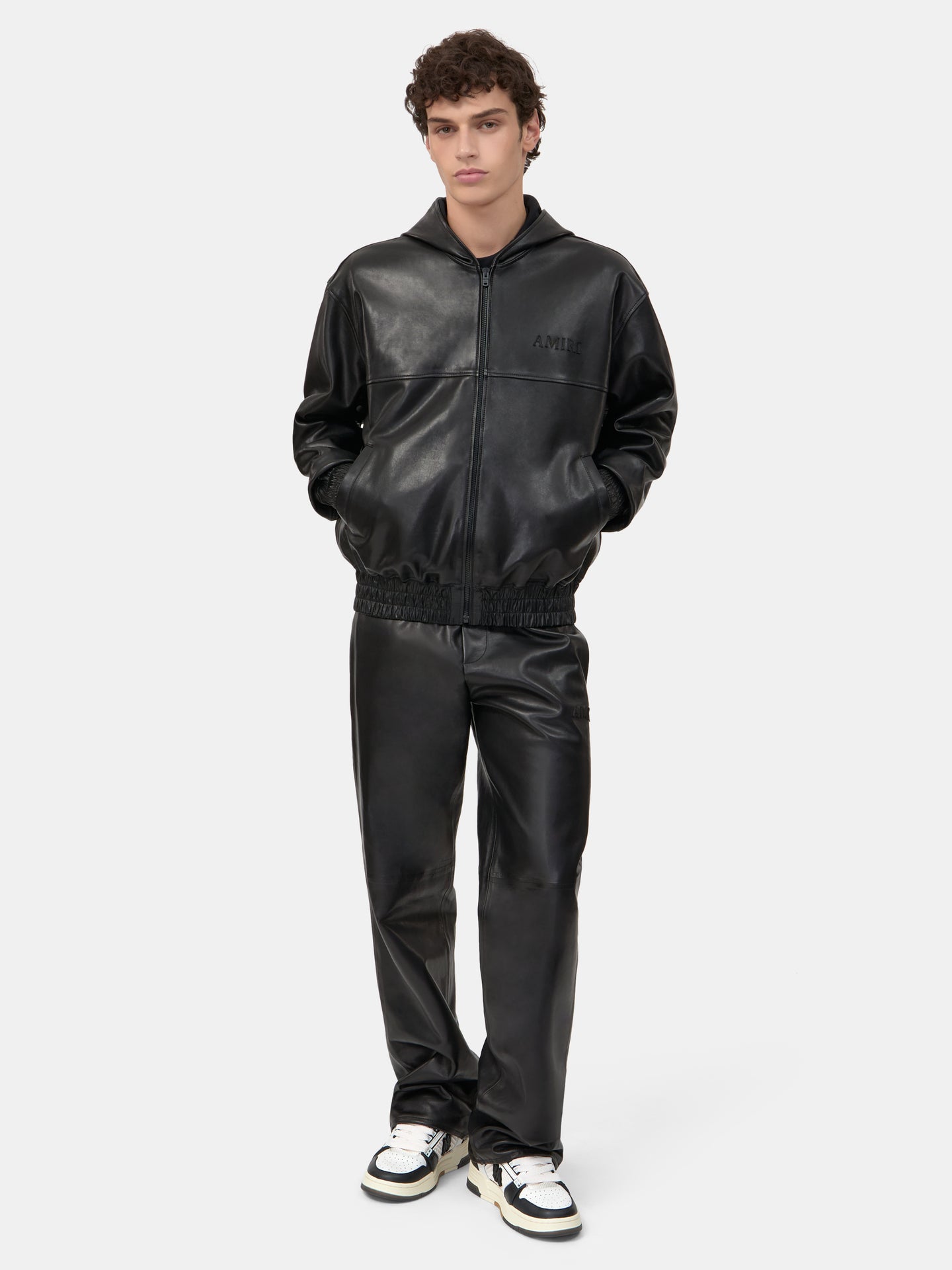 PANTALÓN DE TRENZA DE CUERO - NEGRO