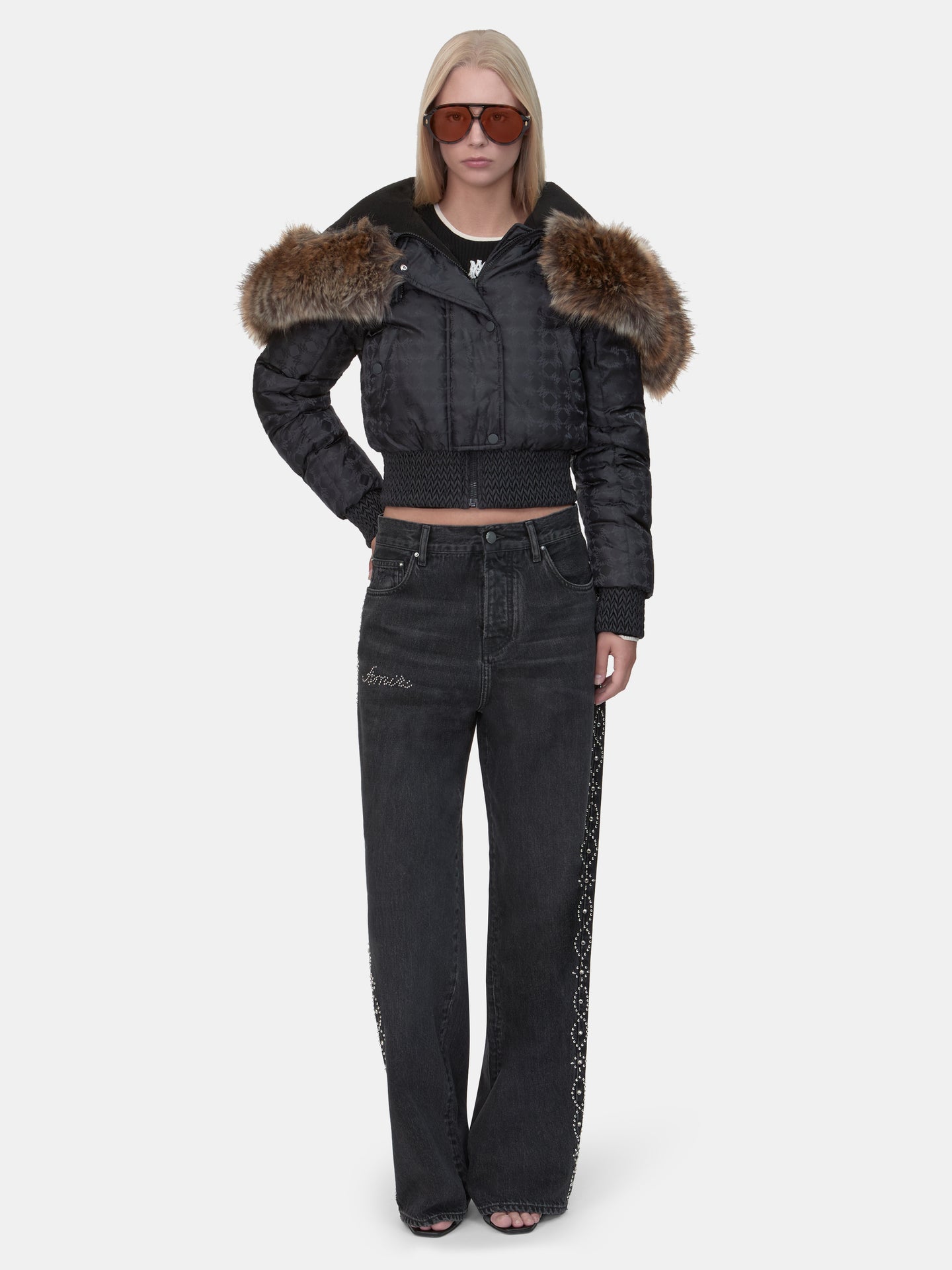 MUJER - PANTALÓN DE DENIM AJUSTADO CON BOTONES - Negro Retro